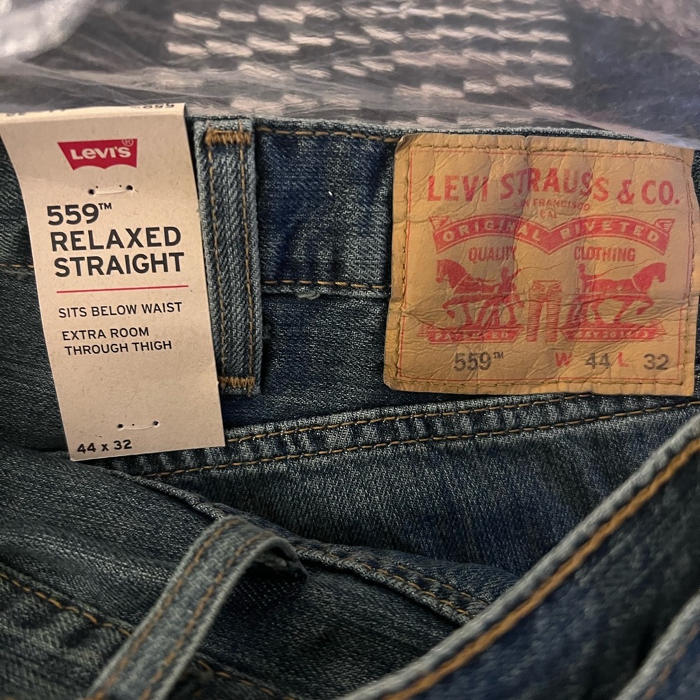 559 RELAXED STRAIGHT LEG LEVI’S